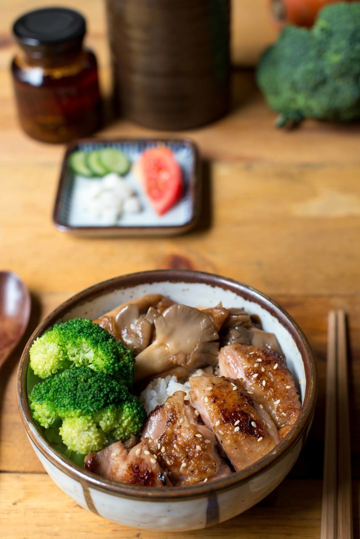 照燒菇菇雞腿丼